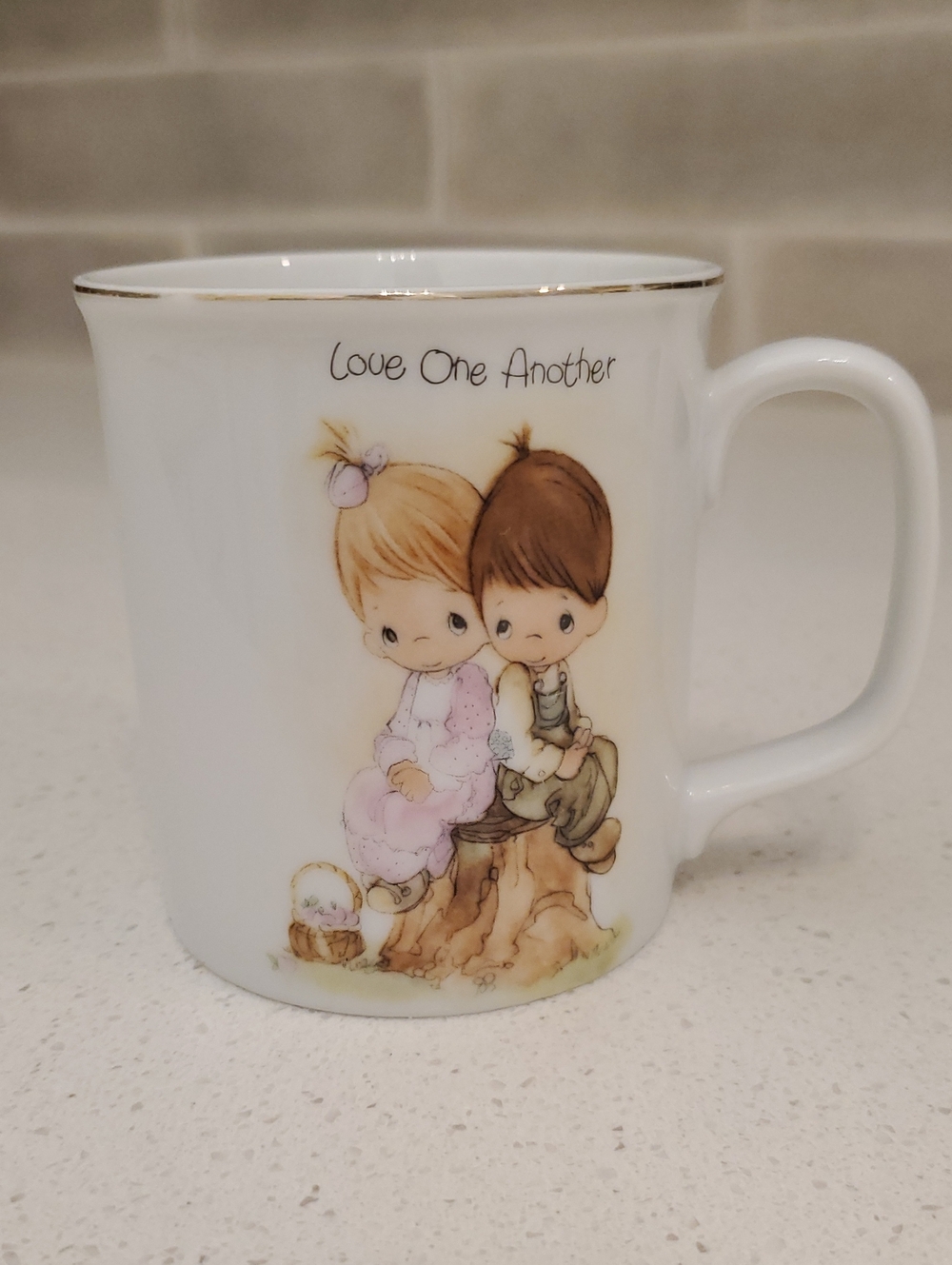 Precious Moments 1978 Love One Another Mug Jonathan & David Stamp